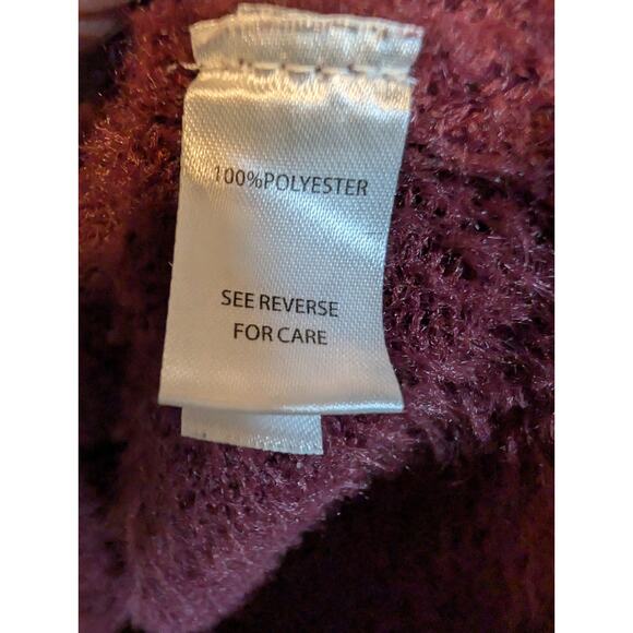 Women's Plum Fuzzy Sweater Button Shoulder Accents Moral Fibers Size S* Preppy - Picture 4 of 7